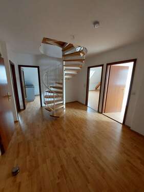 Foto - Wohnung zum Mieten in Fraureuth 462,00 € 77 m²