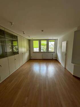 Foto - Büro in Haan 640,00 € 64 m² - 640,00&nbsp;EUR Kaltmiete, ca.&nbsp; 64,00&nbsp;m&sup2;