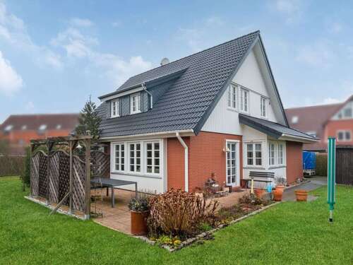 Foto - Haus zum Kaufen in Schwerin 429.000,00 € 152.4 m²