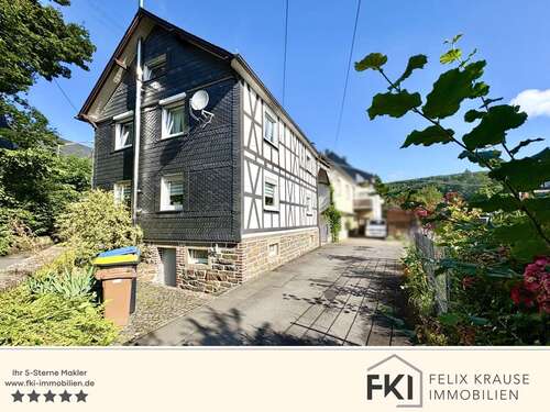 Foto - Haus zum Kaufen in Daaden 239.000,00 € 151.1 m²
