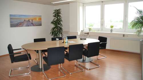 Foto - Büro in Steinbach (Taunus) 599,00 € 38 m²