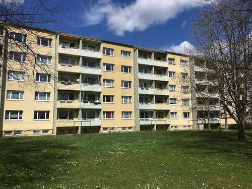 Foto - Wohnung zum Mieten in Hermsdorf 340,00 € 59 m²