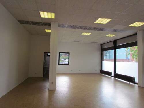 Foto - Büro in Mölln 745,00 € 93 m² - 745,00&nbsp;EUR Kaltmiete, ca.&nbsp; 93,00&nbsp;m&sup2;