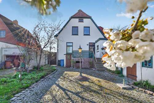 Foto - Haus zum Kaufen in Nordenham 209.000,00 € 127 m²