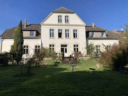 Foto - Haus zum Kaufen in Lassan (Orsteil Papendorf) 580.000,00 € 850 m²