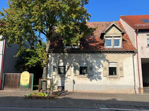 Foto - Haus zum Kaufen in Graben-Neudorf Neudorf 225.000,00 € 114 m²