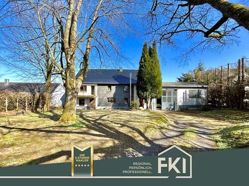 Foto - Haus zum Kaufen in Weitefeld 165.000,00 € 169.82 m²