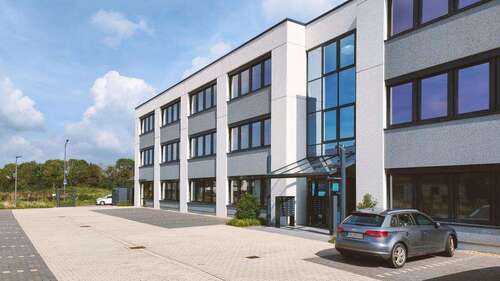 Foto - Büro in Langenfeld 3.812,50 € 305 m²