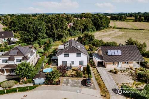 Foto - Haus zum Kaufen in Brietlingen 795.000,00 € 250 m²
