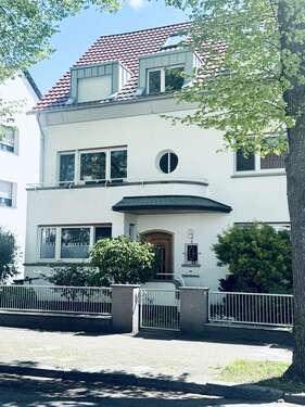 Foto - Haus zum Kaufen in Mannheim 1.150.000,00 € 329 m²
