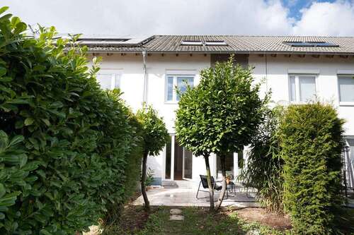 Foto - Haus zum Kaufen in Frankfurt am Main 726.000,00 € 156 m²