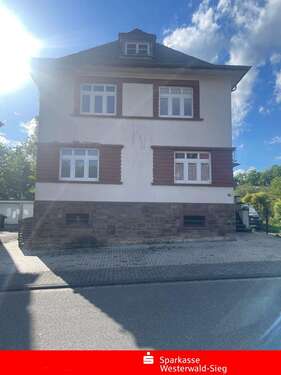 Foto - Haus zum Kaufen in Betzdorf 189.000,00 € 125 m²