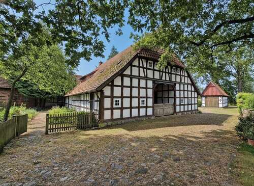 Foto - Haus zum Kaufen in Diepenau 638.000,00 € 386 m²