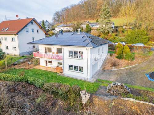 Foto - Haus zum Mieten in Schlüchtern 1.200,00 € 184 m²