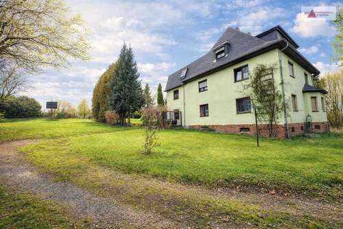 Foto - Haus zum Kaufen in Burgstädt Burkersdorf 308.000,00 € 261.98 m²