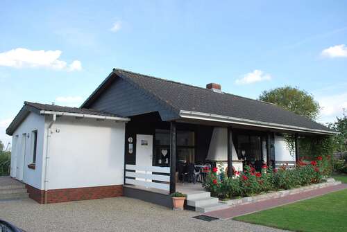 Foto - Haus zum Kaufen in Butjadingen 375.000,00 € 97.54 m²