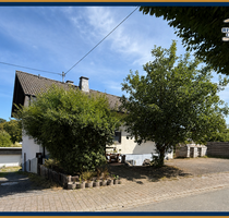 Haus zum Kaufen in Oberwambach 245.000,00 € 224 m²