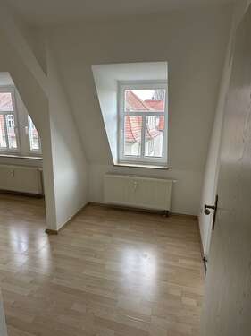 Foto - Wohnung zum Mieten in Dresden 273,00 € 34.17 m²