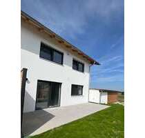 Haus zum Mieten in Eching 1.800,00 € 136 m²