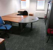 Büro in Roth 430,00 € 32 m² - 430,00&nbsp;EUR Kaltmiete, ca.&nbsp; 32,00&nbsp;m&sup2; in Roth (PLZ: 91154)