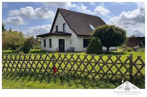 Foto - Haus zum Kaufen in Dorf Mecklenburg 191.750,00 € 122 m²