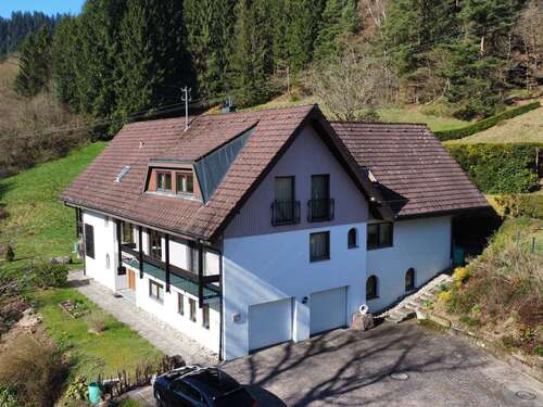 Foto - Haus zum Kaufen in Alpirsbach 580.000,00 € 408.58 m²