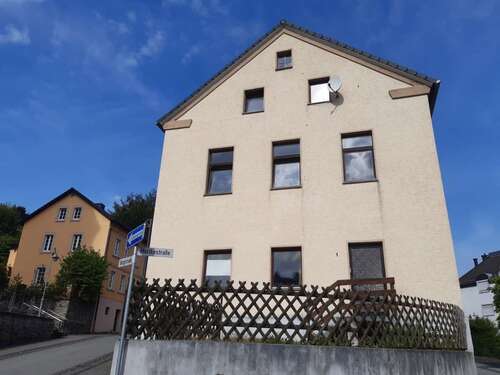 Foto - Haus zum Kaufen in Betzdorf 165.000,00 € 112 m²