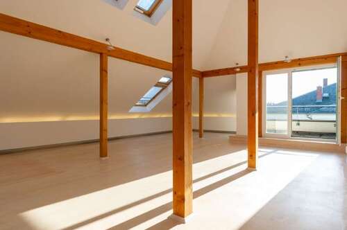 Foto - Wohnung zum Mieten in Dresden 1.000,00 € 82.19 m²