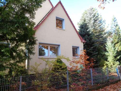 Foto - Haus zum Kaufen in Eichwalde 370.000,00 € 130 m²