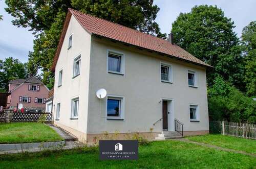 Foto - Haus zum Kaufen in Vilseck Schlicht 115.000,00 € 129.59 m²