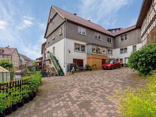 Foto - Haus zum Kaufen in Raboldshausen 109.000,00 € 250 m²