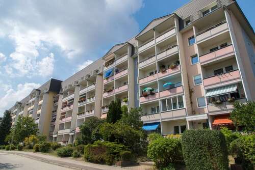 Foto - Wohnung zum Mieten in Freiberg 359,00 € 55.22 m²