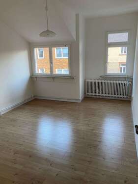 Foto - Wohnung zum Mieten in Niederrad 850,00 € 66 m²