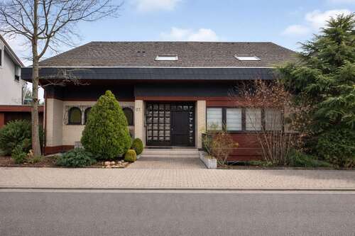 Foto - Haus zum Kaufen in Ludwigshafen am Rhein 799.000,00 € 392 m²