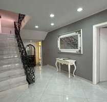 Haus zum Kaufen in Ludwigshafen am Rhein 849.000,00 € 392 m²