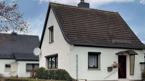 Foto - Haus zum Kaufen in Staßfurt 89.500,00 € 71 m²