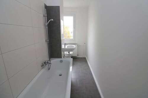 Foto - Wohnung zum Mieten in Freiberg 419,00 € 63.45 m²