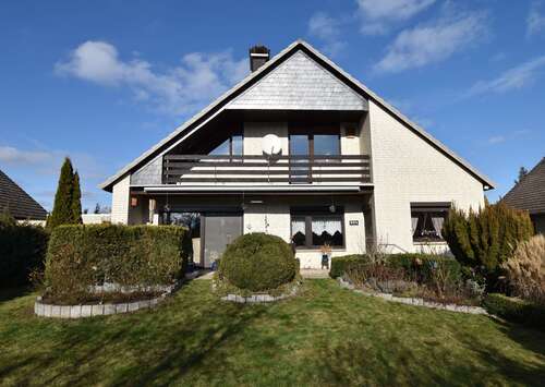 Foto - Haus zum Kaufen in Wolfsburg 370.000,00 € 226 m²
