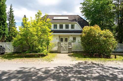 Foto - Haus zum Kaufen in GlienickeNordbahn 895.000,00 € 191.35 m²