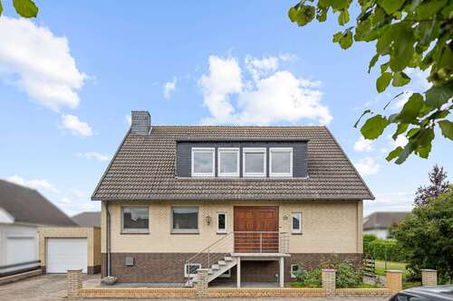 Foto - Haus zum Kaufen in Harsum 340.000,00 € 164 m²