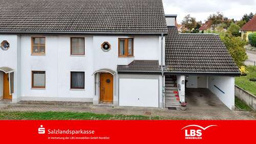 Foto - Wohnung zum Kaufen in Hecklingen 87.500,00 € 66.21 m²