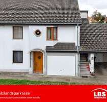 Wohnung zum Kaufen in Hecklingen 87.500,00 € 66.21 m²