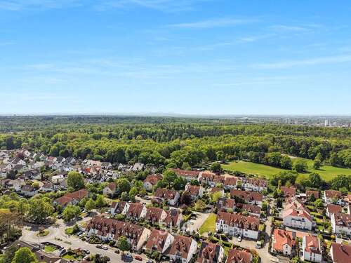 Foto - Haus zum Kaufen in Dreieich 799.000,00 € 257 m²