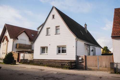Foto - Haus zum Kaufen in Mühlhausen 395.000,00 € 151 m²