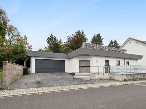 Foto - Haus zum Kaufen in Hermeskeil 545.000,00 € 192 m²