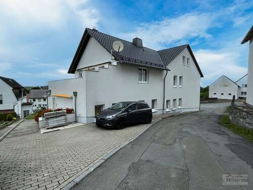 Foto - Haus zum Kaufen in Brilon - Madfeld 350.000,00 € 263 m²