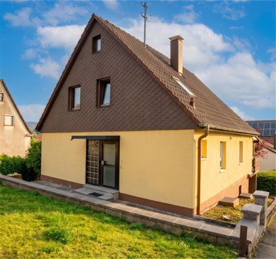 Foto - Haus zum Kaufen in Amstetten , Württemberg 359.999,00 € 134 m²
