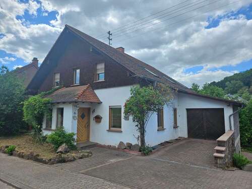 Foto - Haus zum Kaufen in Illingen Wustweiler 199.000,00 € 160 m²