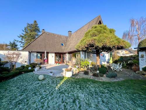 Foto - Haus zum Kaufen in Bremerhaven 319.000,00 € 185 m²