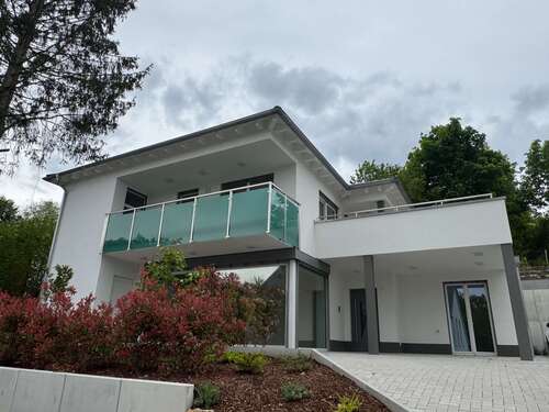 Foto - Haus zum Mieten in Würzburg 3.600,00 € 256 m²